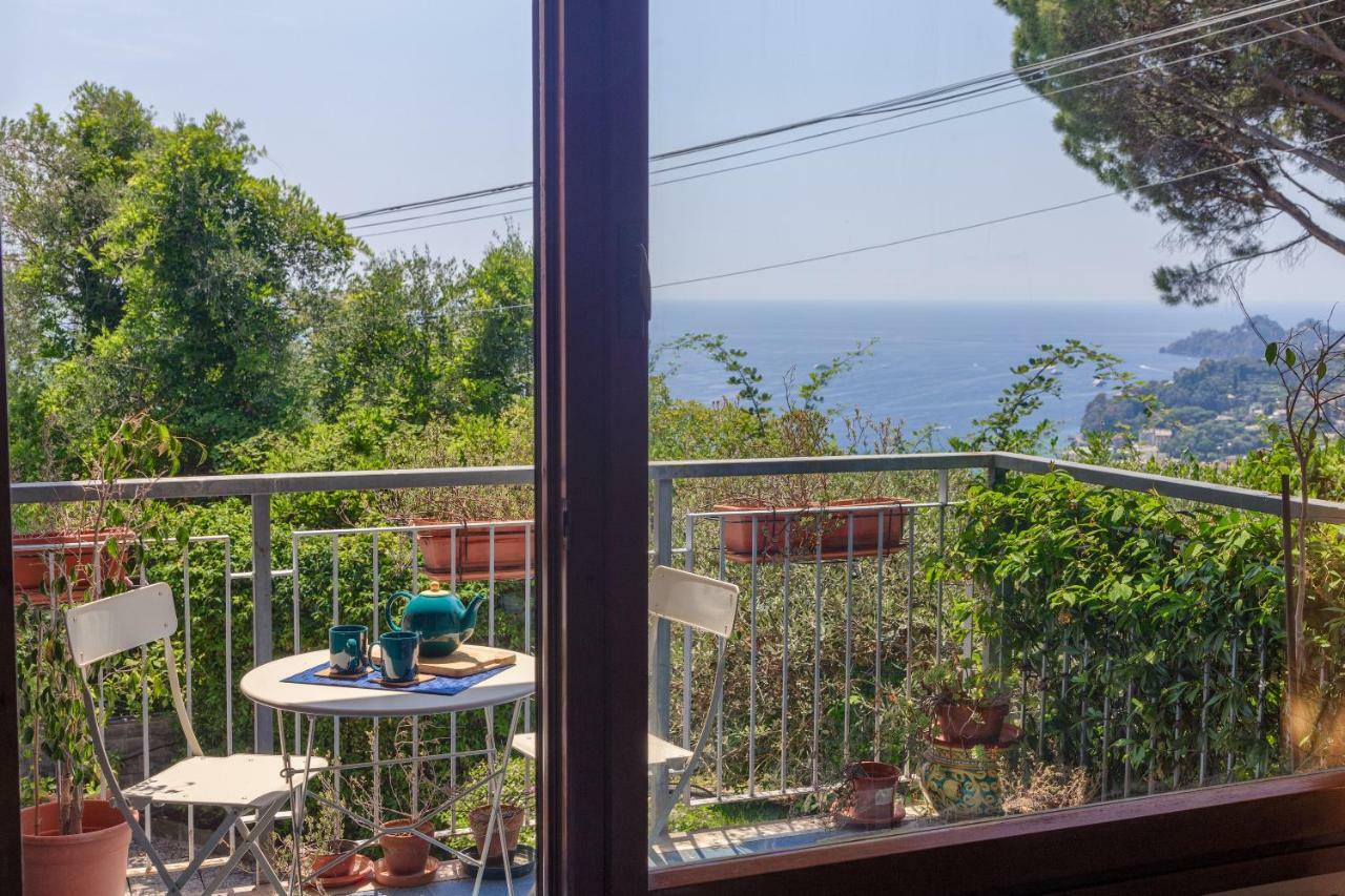 Апартаменты Casa Anna Sea View, Pool, Parking & Wifi Рапалло Экстерьер фото