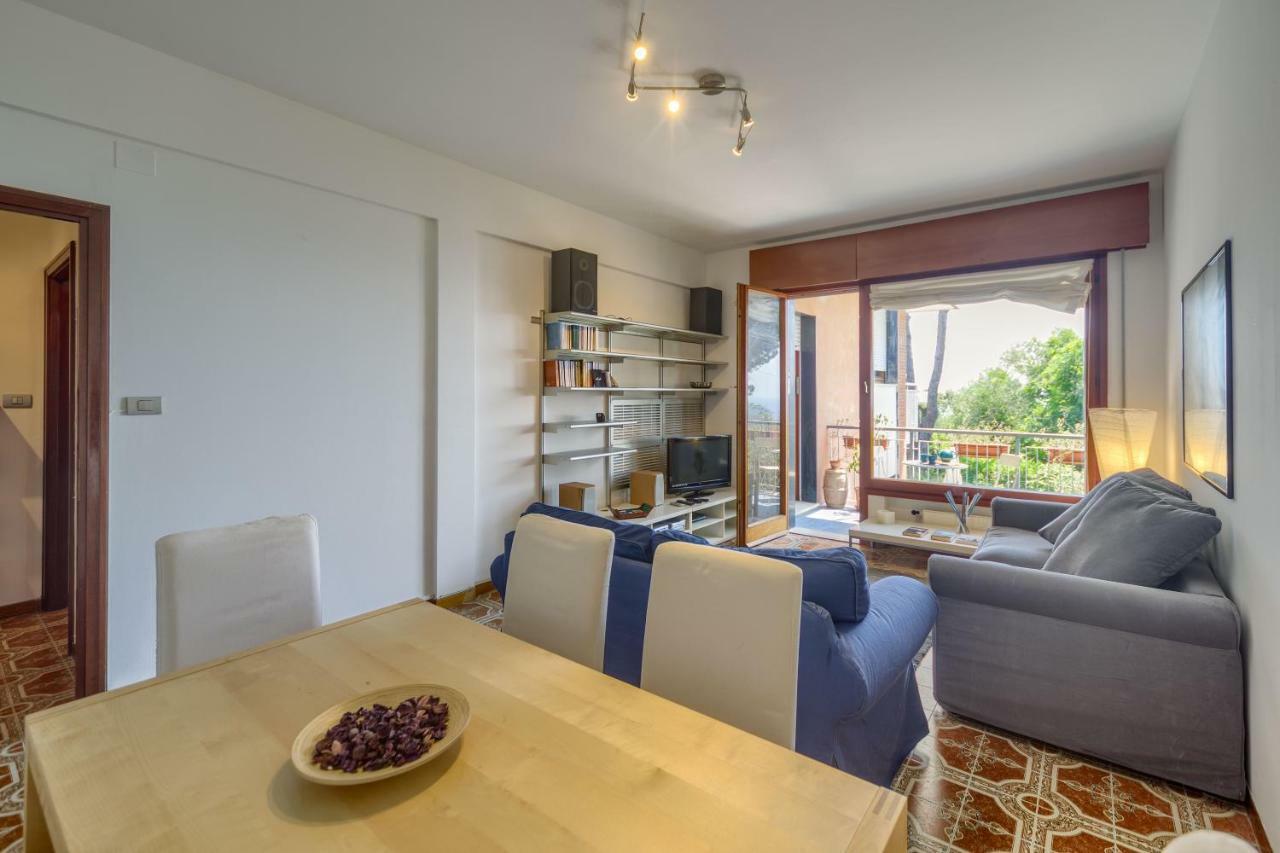 Апартаменты Casa Anna Sea View, Pool, Parking & Wifi Рапалло Экстерьер фото