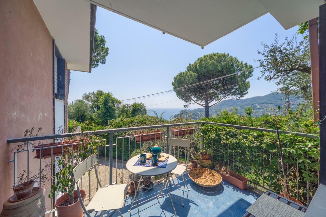 Апартаменты Casa Anna Sea View, Pool, Parking & Wifi Рапалло Экстерьер фото